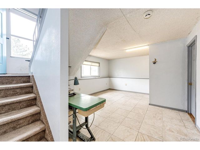2164 Hackberry Cir, Longmont, CO 80501