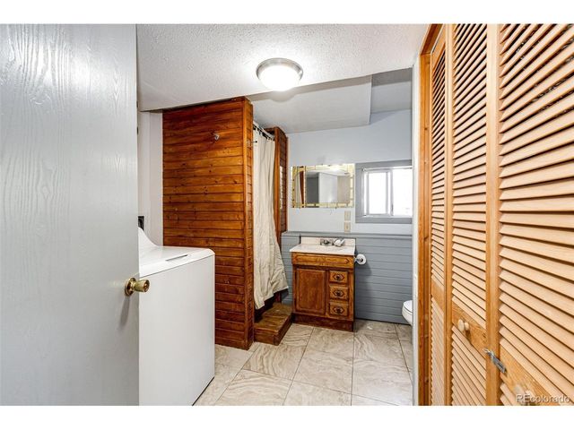 2164 Hackberry Cir, Longmont, CO 80501