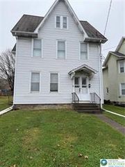 170 Whitfield Street Floor 1, Nazareth Boro, PA 18064
