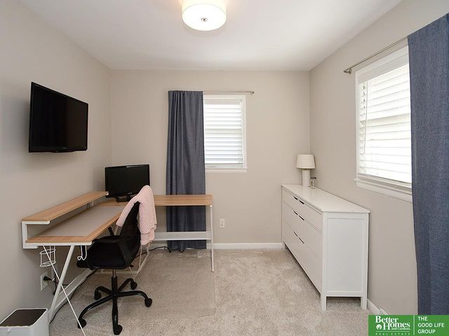 7309 S Wedgewood Drive, Lincoln, NE 68510