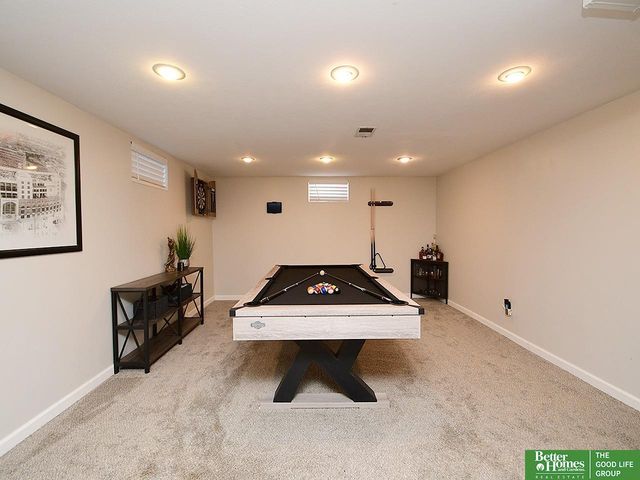 7309 S Wedgewood Drive, Lincoln, NE 68510