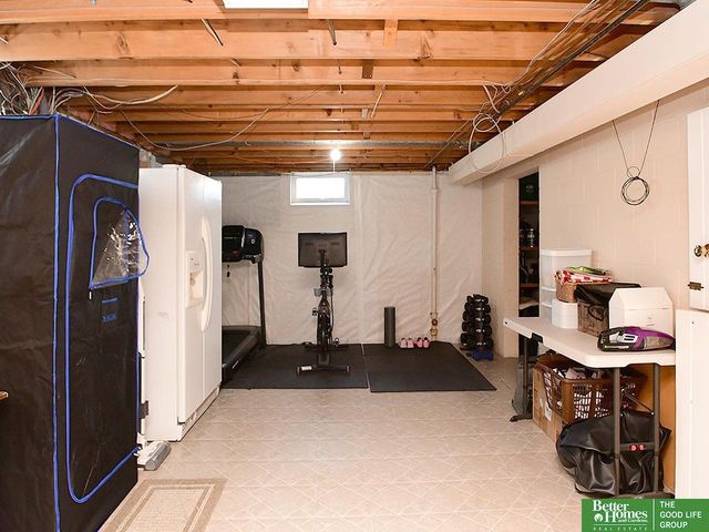 7309 S Wedgewood Drive, Lincoln, NE 68510