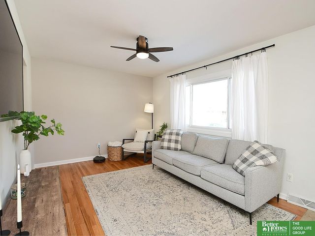 7309 S Wedgewood Drive, Lincoln, NE 68510