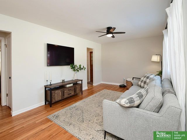 7309 S Wedgewood Drive, Lincoln, NE 68510