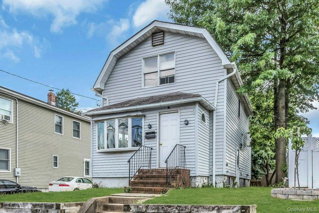 78 McKee Street, Floral Park, NY 11001