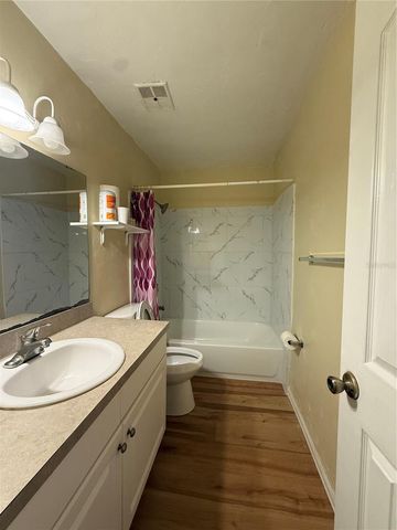 501 SW 75TH STREET F7, Gainesville, FL 32607