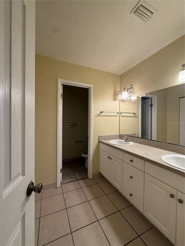 501 SW 75TH STREET F7, Gainesville, FL 32607