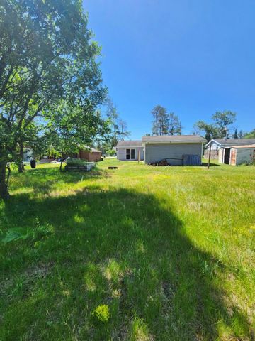 11359 Polaris St, St. Helen, MI 48656