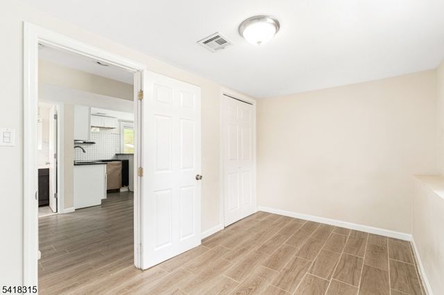 186 Tomahawk Trl, Byram Twp., NJ 07871