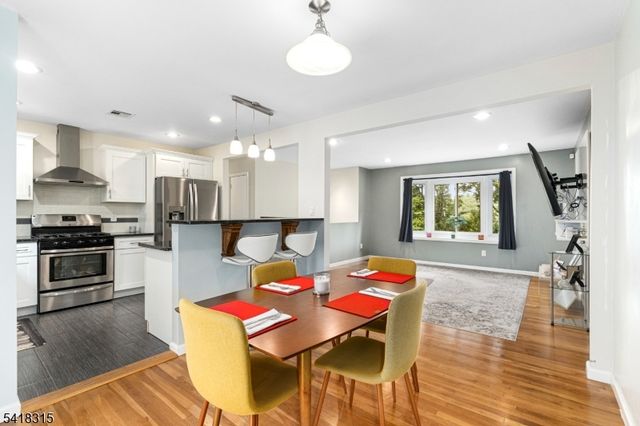 186 Tomahawk Trl, Byram Twp., NJ 07871