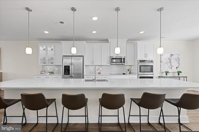 44840 TIVERTON SQ, Ashburn, VA 20147