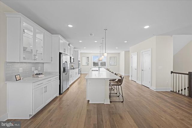 44840 TIVERTON SQ, Ashburn, VA 20147