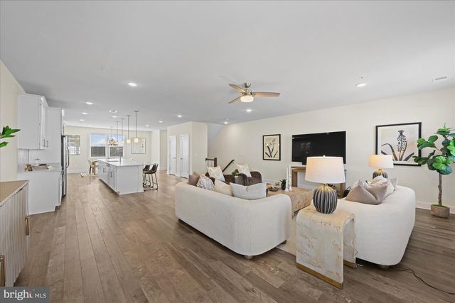 44840 TIVERTON SQ, Ashburn, VA 20147