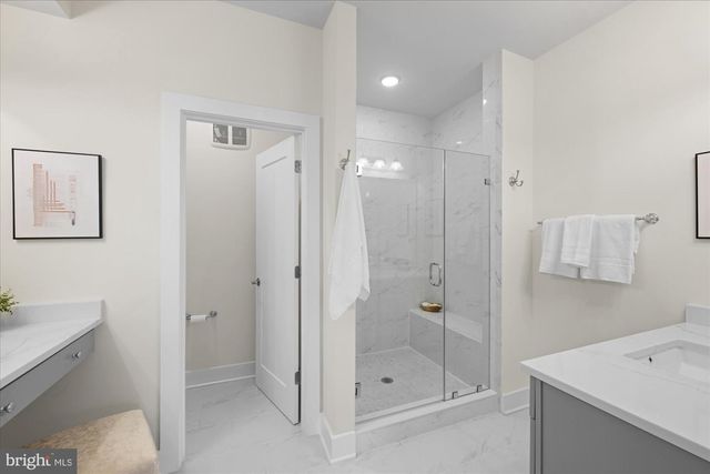 44840 TIVERTON SQ, Ashburn, VA 20147