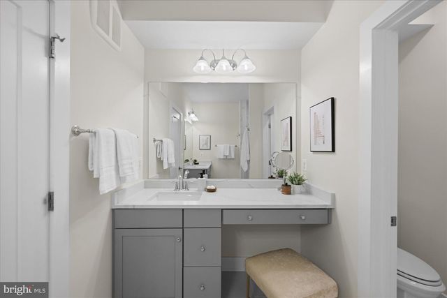 44840 TIVERTON SQ, Ashburn, VA 20147