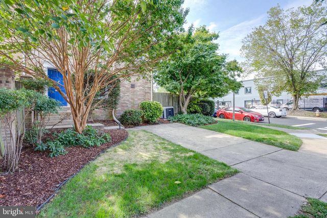 916 BERNARD ST, Alexandria, VA 22314