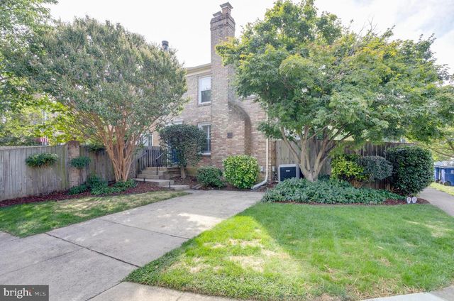 916 BERNARD ST, Alexandria, VA 22314