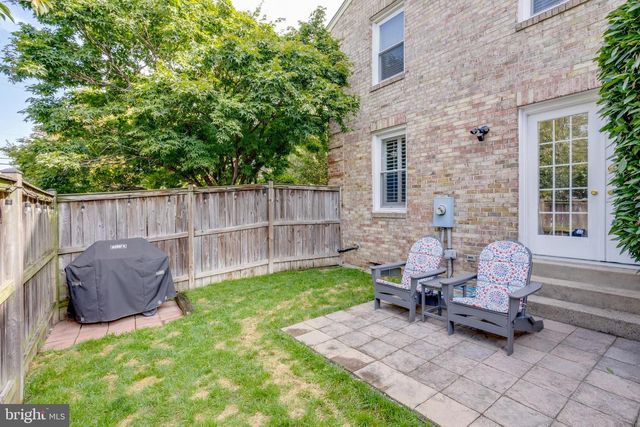 916 BERNARD ST, Alexandria, VA 22314