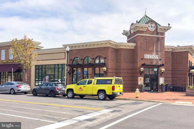 916 BERNARD ST, Alexandria, VA 22314