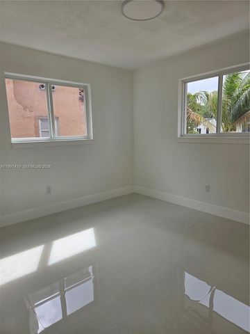 1781 NW 49th St, Miami, FL 33142