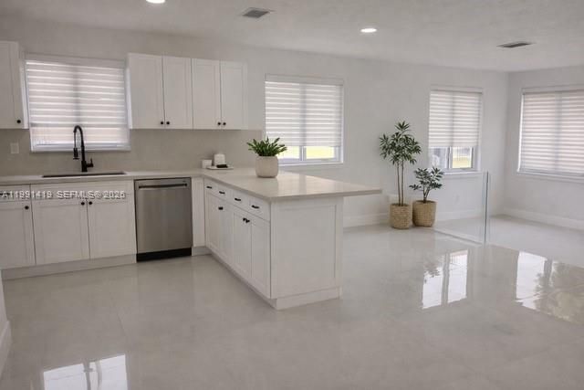 1781 NW 49th St, Miami, FL 33142