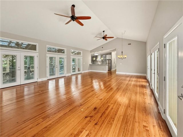 6567 Tahiti Way, Flowery Branch, GA 30542