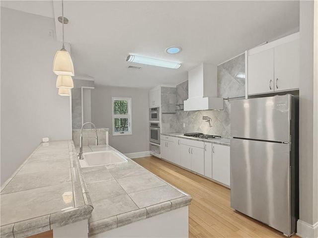 6567 Tahiti Way, Flowery Branch, GA 30542