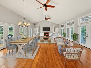 6567 Tahiti Way, Flowery Branch, GA 30542