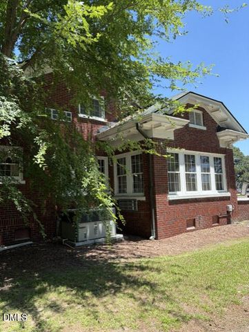 1202 E Cumberland Street, Dunn, NC 28334