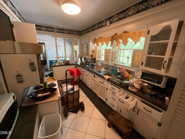 1202 E Cumberland Street, Dunn, NC 28334