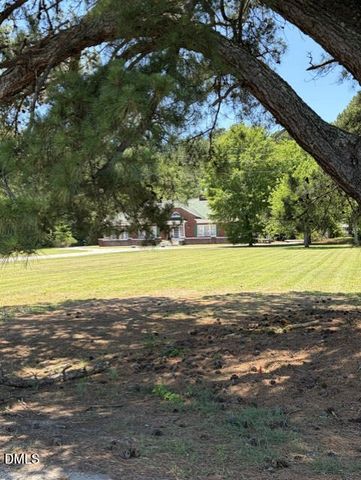 1202 E Cumberland Street, Dunn, NC 28334