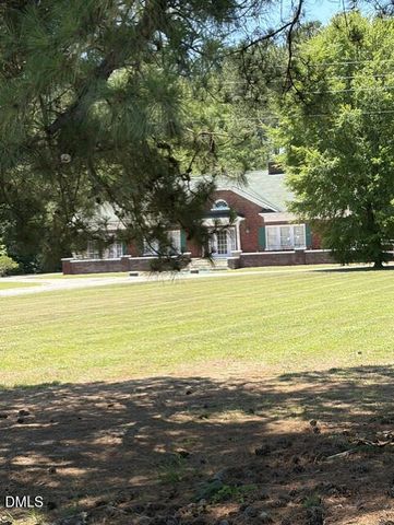1202 E Cumberland Street, Dunn, NC 28334