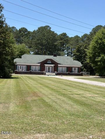 1202 E Cumberland Street, Dunn, NC 28334