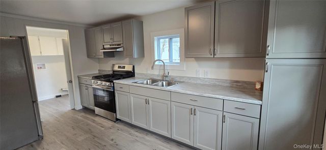 525 Riverleigh Ave Unit 116, Riverhead, NY 11901