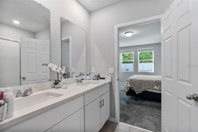 17411 MILLION LAKES COURT, Clermont, FL 34714