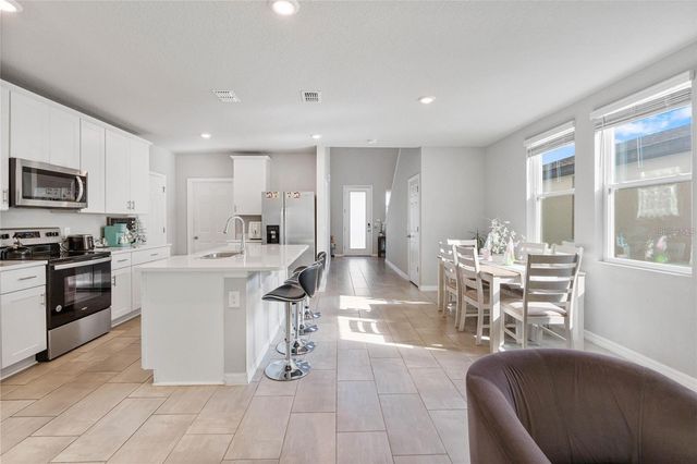 17411 MILLION LAKES COURT, Clermont, FL 34714