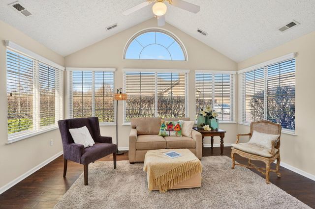 298 Waterside Drive, Delaware, OH 43015