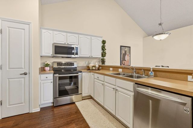 298 Waterside Drive, Delaware, OH 43015