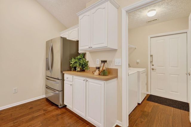 298 Waterside Drive, Delaware, OH 43015