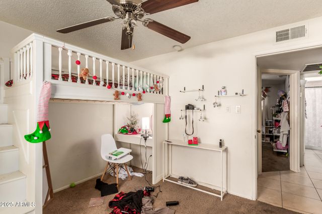 7127 W HOLLY Street, Phoenix, AZ 85035