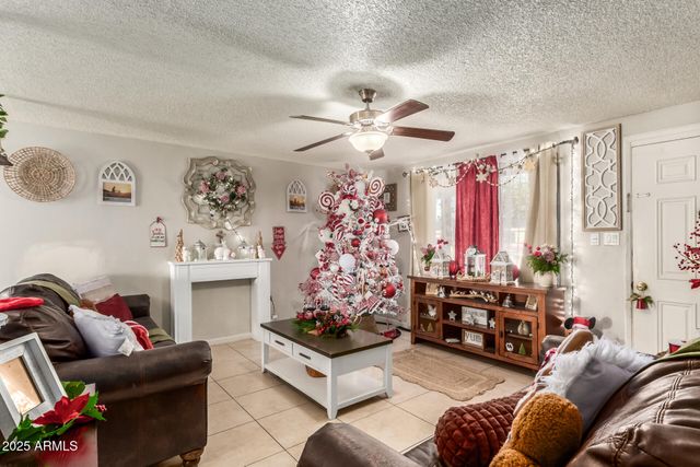 7127 W HOLLY Street, Phoenix, AZ 85035