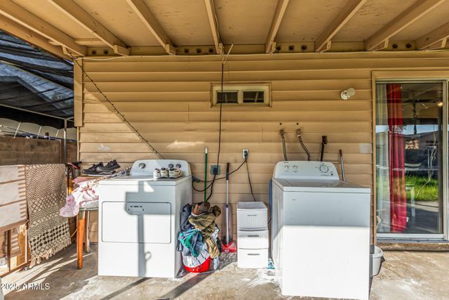 7127 W HOLLY Street, Phoenix, AZ 85035