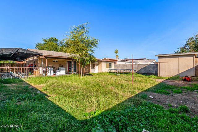 7127 W HOLLY Street, Phoenix, AZ 85035