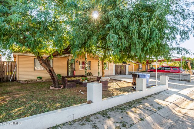 7127 W HOLLY Street, Phoenix, AZ 85035