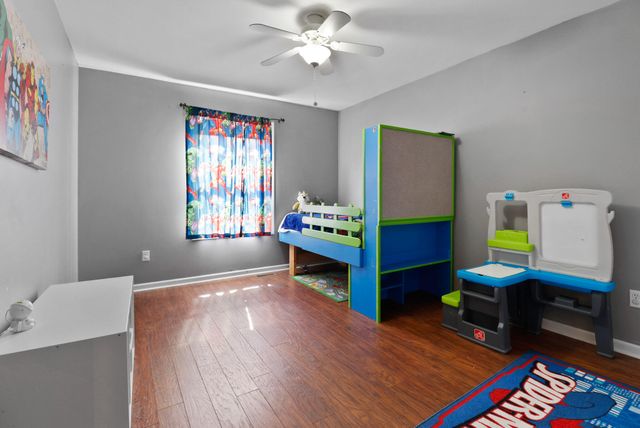 2131 Pepperbush Avenue, Chesterton, IN 46304