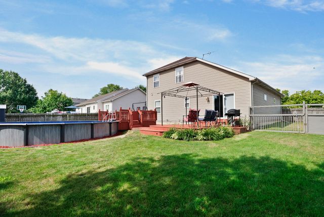 2131 Pepperbush Avenue, Chesterton, IN 46304