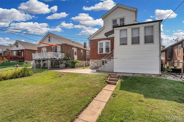 5810 S Kingshighway Boulevard, St Louis, MO 63109