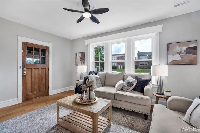5810 S Kingshighway Boulevard, St Louis, MO 63109