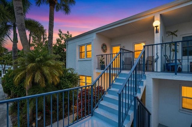 755 VILLAGE CIRCLE 203, Venice, FL 34292