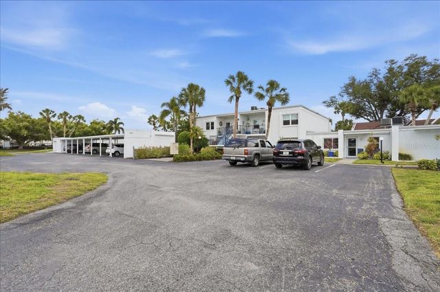 755 VILLAGE CIRCLE 203, Venice, FL 34292